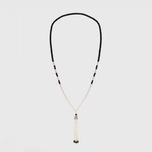 Vintage inspired pearl tassel necklace by Babeyond